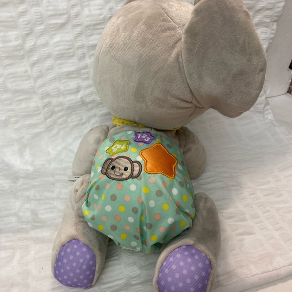 🛒Markdown 🛒VTech Explore and Crawl Elephant Plush Baby & Toddler Toy - Gray - Picture 3 of 5